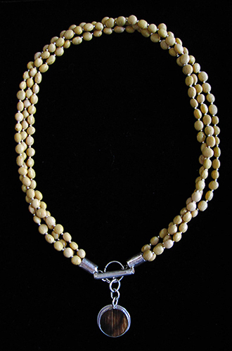 [Linda Koutsky Corn Roast Husk and Soybean Necklace image]